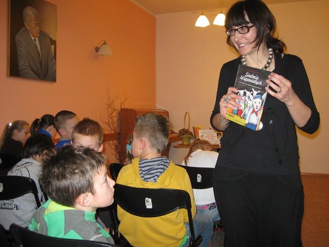 Praca pisarza od kuchni - zdjęcia