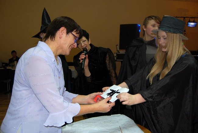 Wieczór pełen wróżb - zdjęcia