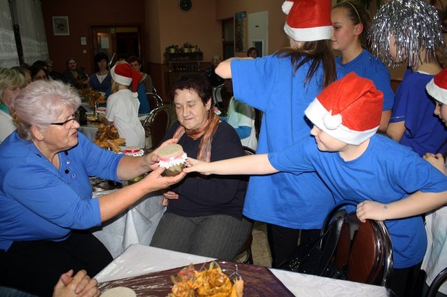 Z prezentem prosto z sadu - zdjęcia