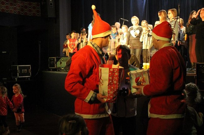 Muzyka łączy pokolenia - zdjęcia