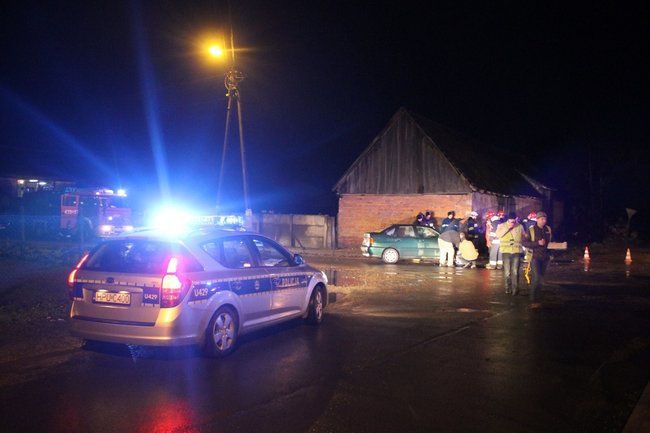 Kobieta i dwoje dzieci w szpitalu - zdjęcia