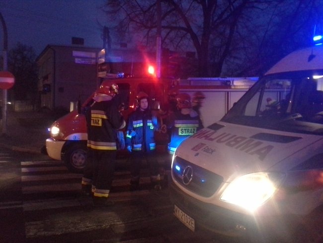 Zderzenie na skrzyżowaniu - zdjęcia