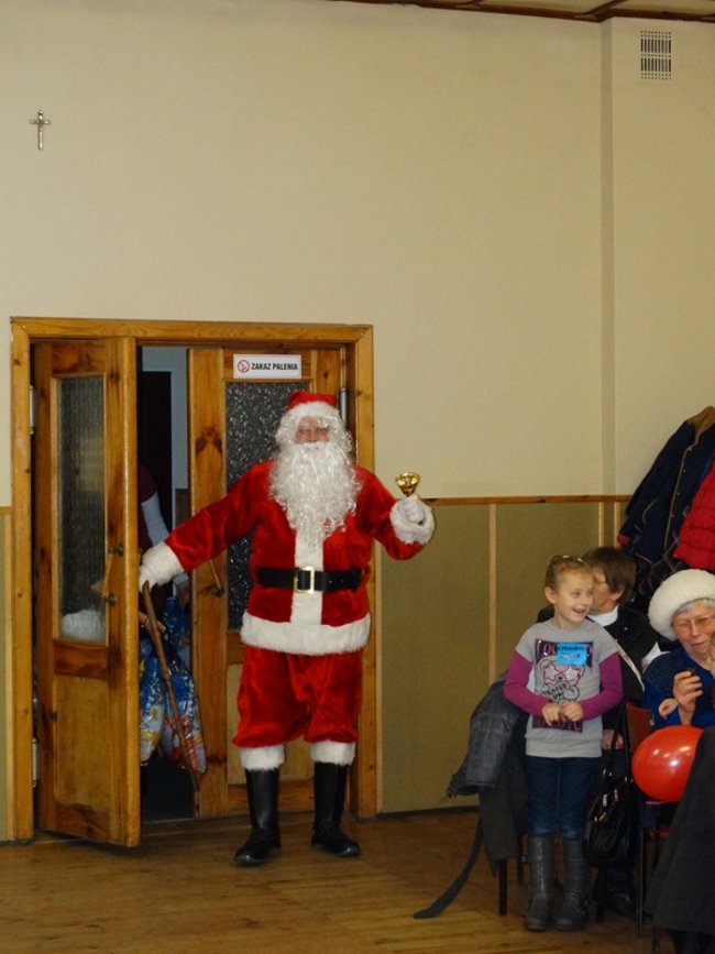 Paczki wypchane słodyczami - zdjęcia