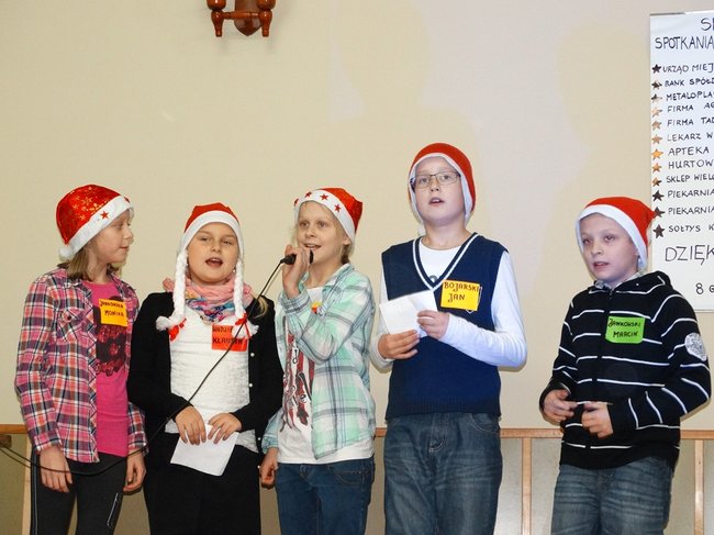 Paczki wypchane słodyczami - zdjęcia