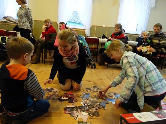 Paczki wypchane słodyczami - zdjęcia