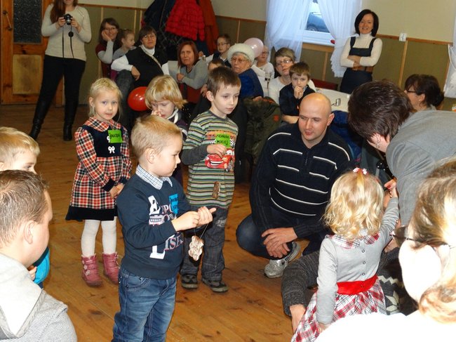 Paczki wypchane słodyczami - zdjęcia