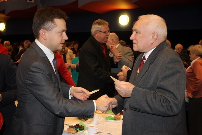 Potrzebni młodszym pokoleniom - zdjęcia