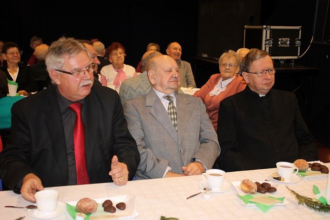 Potrzebni młodszym pokoleniom - zdjęcia