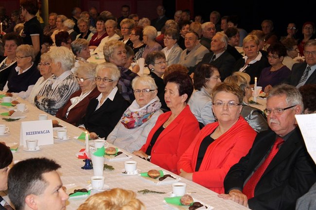 Potrzebni młodszym pokoleniom - zdjęcia