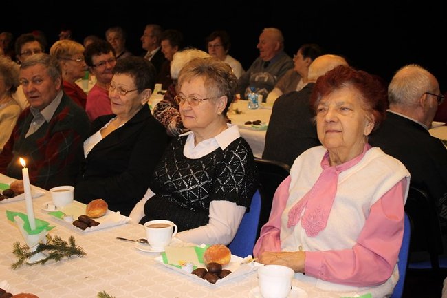 Potrzebni młodszym pokoleniom - zdjęcia