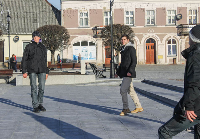 Z rynku zrobili boisko - zdjęcia