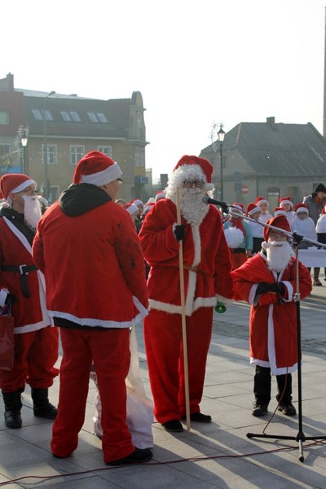 Gwarno i świątecznie na rynku - zdjęcia