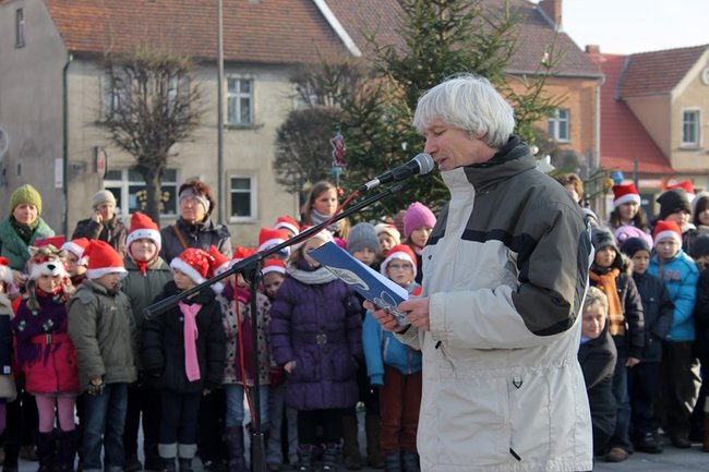 Gwarno i świątecznie na rynku - zdjęcia
