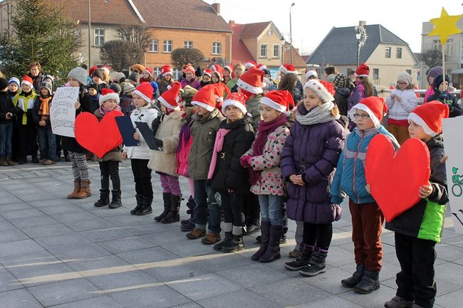 Gwarno i świątecznie na rynku - zdjęcia