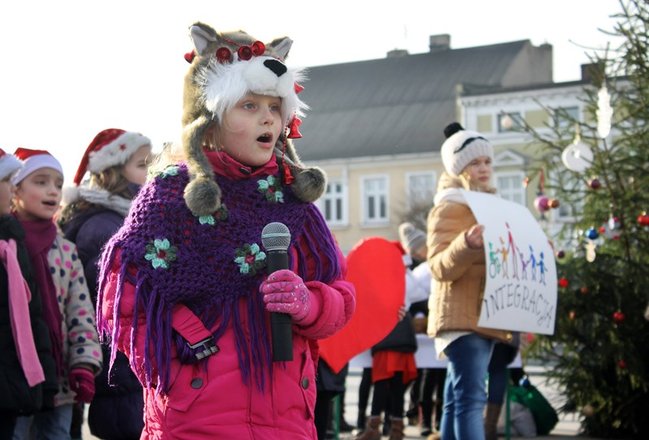 Gwarno i świątecznie na rynku - zdjęcia