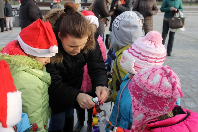 Gwarno i świątecznie na rynku - zdjęcia