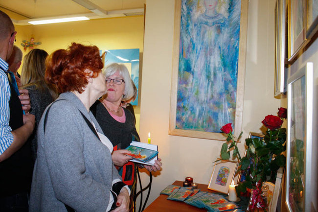 Anioły wibrujące kolorami - zdjęcia