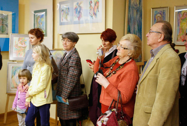 Anioły wibrujące kolorami - zdjęcia