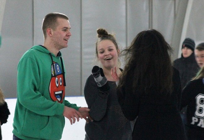 Lodowisko pęka w szwach - zdjęcia