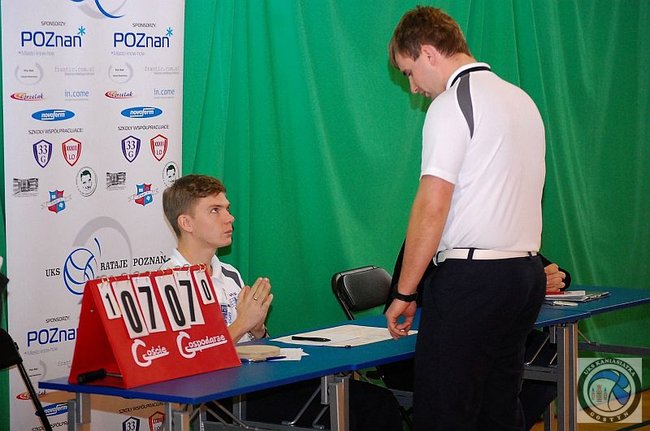 Awans z posmakiem frustracji - zdjęcia