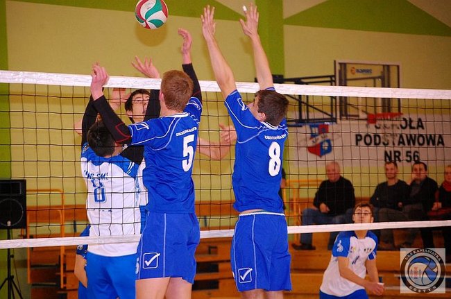 Awans z posmakiem frustracji - zdjęcia