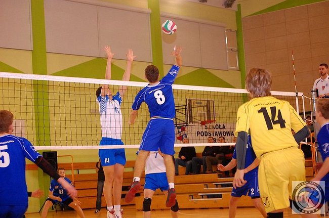 Awans z posmakiem frustracji - zdjęcia