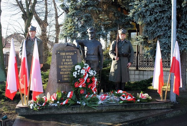 Oddali hołd powstańcom - zdjęcia