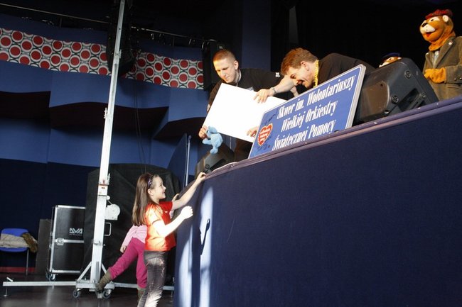 Dzieci zawładnęły sceną - zdjęcia