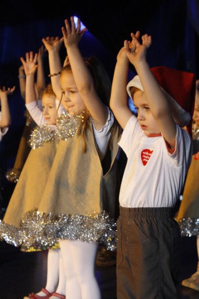 Dzieci zawładnęły sceną - zdjęcia