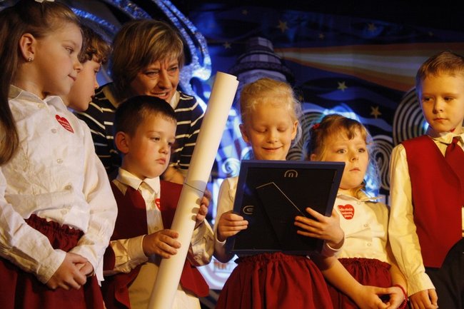 Dzieci zawładnęły sceną - zdjęcia
