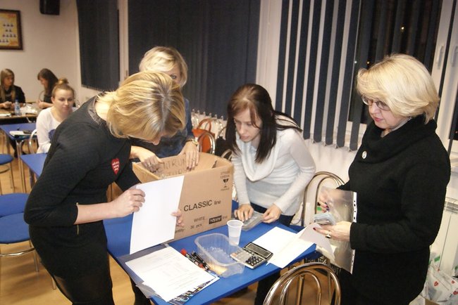 Zaskoczeni hojnością i frekwencją - zdjęcia