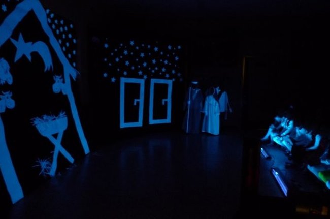 Spektakl w ciemnościach - zdjęcia