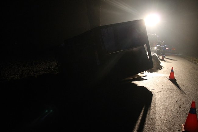 Mięso wypadło na drogę - zdjęcia