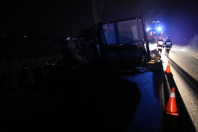 Mięso wypadło na drogę - zdjęcia