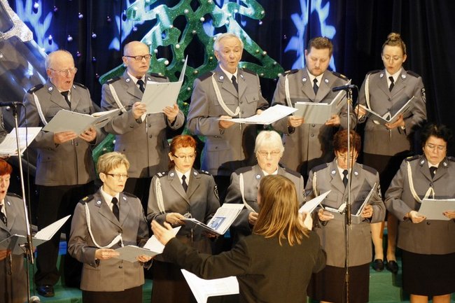 Rozśpiewani policjanci - zdjęcia