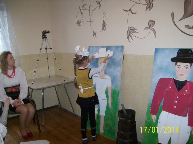 Tak bliska, a tak daleka - zdjęcia