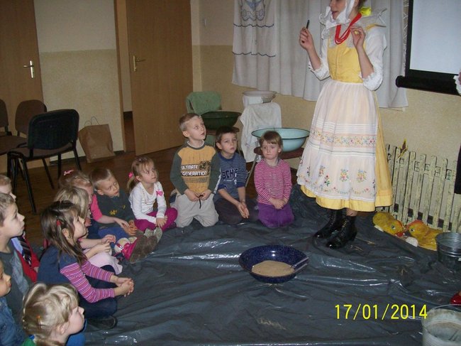 Tak bliska, a tak daleka - zdjęcia