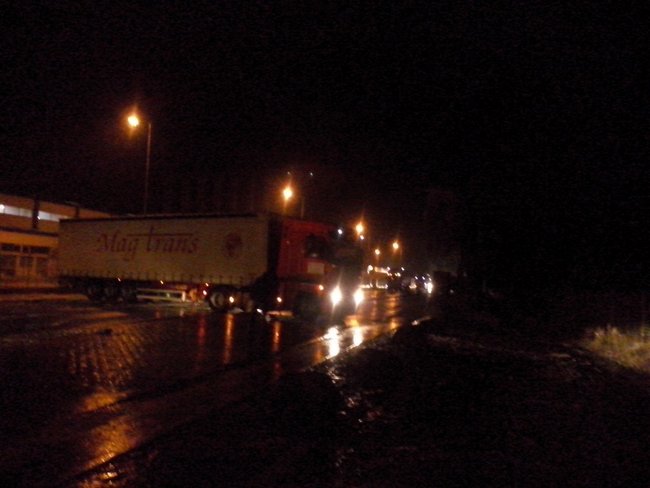 Nadal niebezpiecznie na drogach