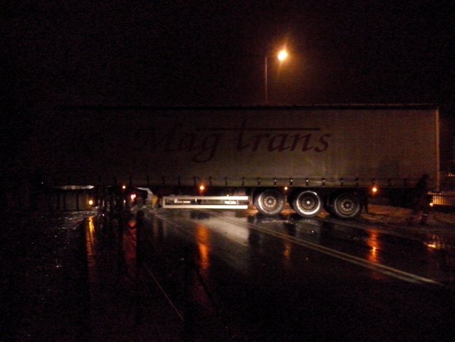 Nadal niebezpiecznie na drogach