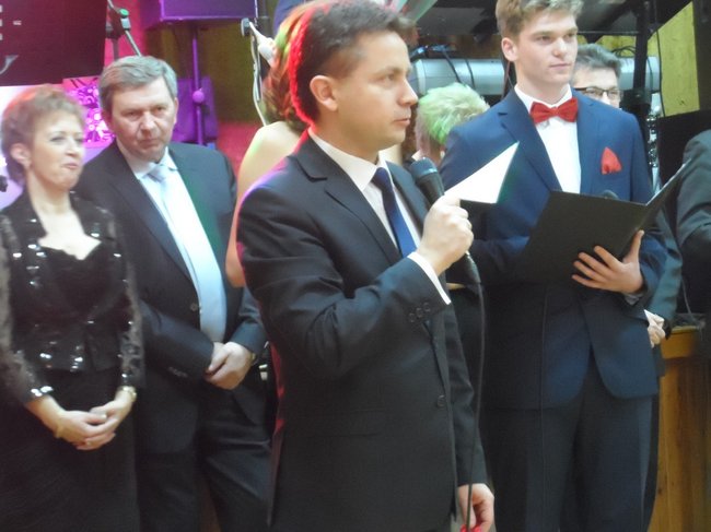 Miło szaleć, kiedy czas ku temu