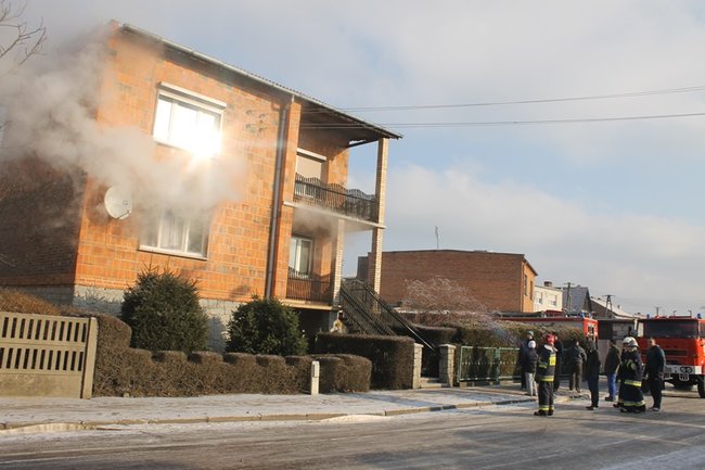 Pożar domu w Bodzewie - zdjęcia