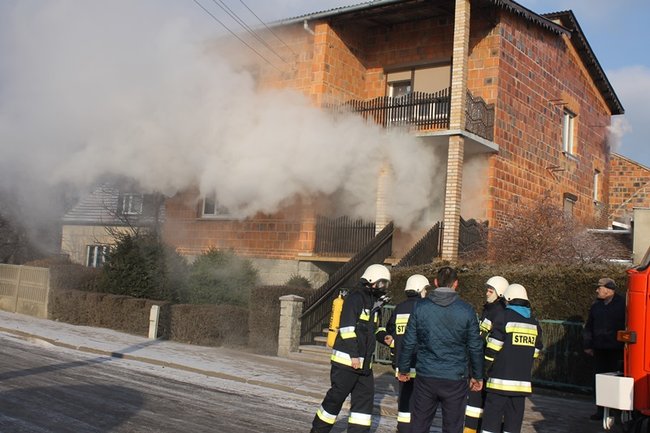 Pożar domu w Bodzewie - zdjęcia
