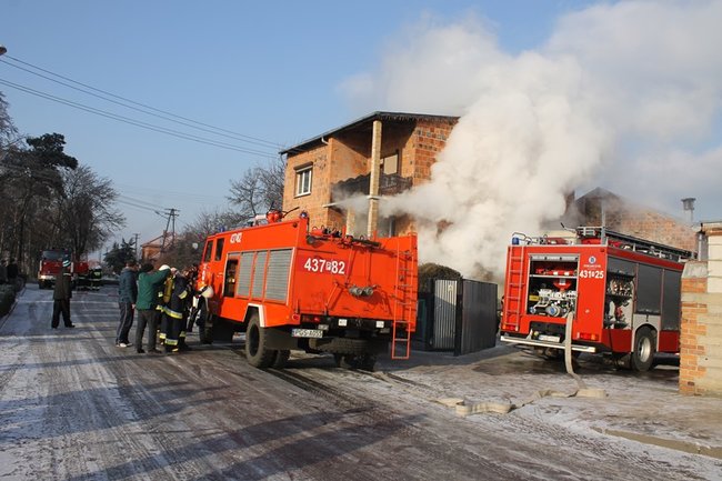 Pożar domu w Bodzewie - zdjęcia