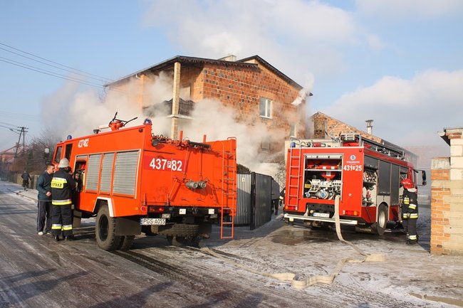 Pożar domu w Bodzewie - zdjęcia