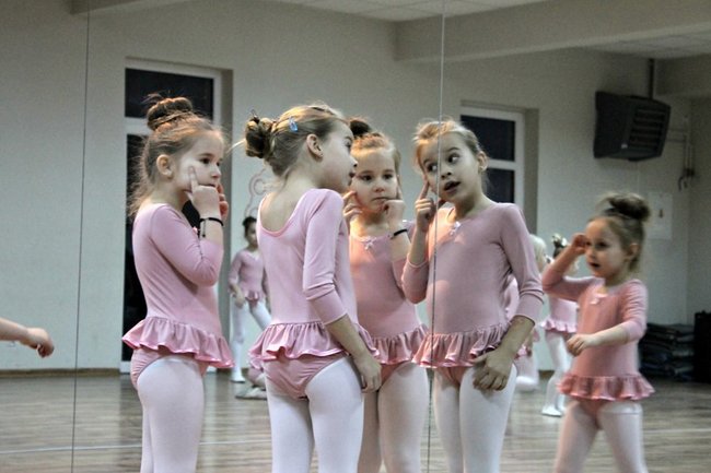 Baletowe oczko w głowie - zdjęcia