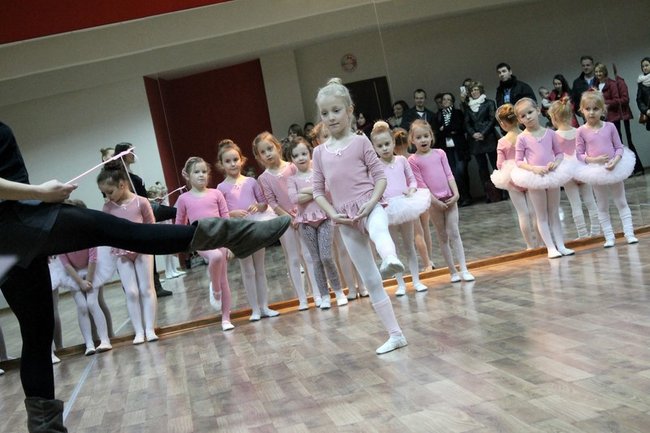 Baletowe oczko w głowie - zdjęcia