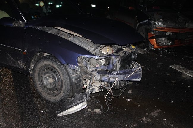 Nie wyhamował na skrzyżowaniu - zdjęcia