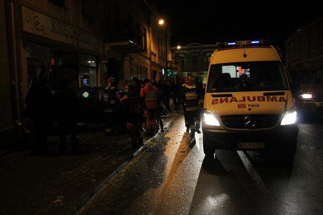 Samochodem do księgarni - zdjęcia