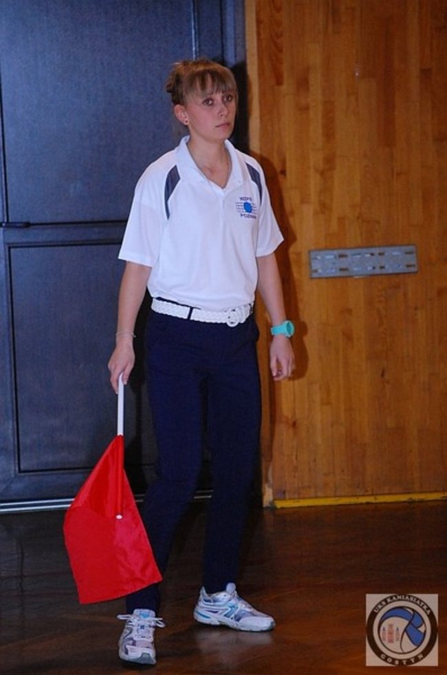 Trener wyrzucony z boiska - zdjęcia