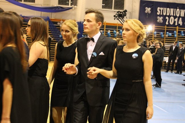 Nie wierzcie w czerwoną bieliznę - zdjęcia